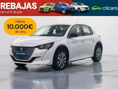 Usado Peugeot e-208 Active 100 kW (136 CV) 2023 Blanco Utilitario