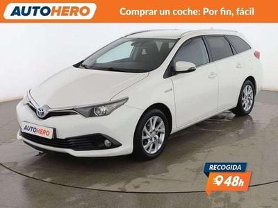 Usado Toyota Auris Hybrid Active 136 CV (100 kW) 2016 Blanco Utilitario