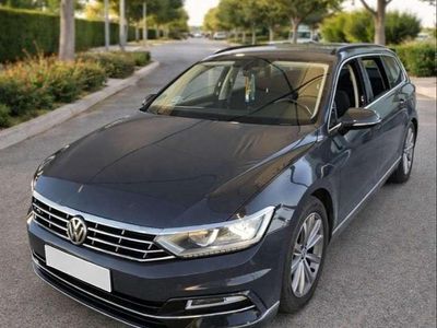 Usado VW Passat Sport 150 CV (110 kW) 2017 Gris Familiar