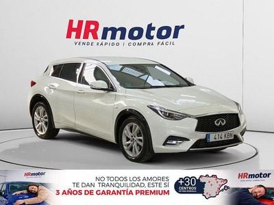 Usado Infiniti Q30 Premium 170 CV (125 kW) 2017 Blanco Utilitario