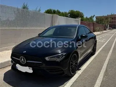 Usado Mercedes CLA200 Shooting Brake 150 CV (110 kW) 2021 Negro Familiar