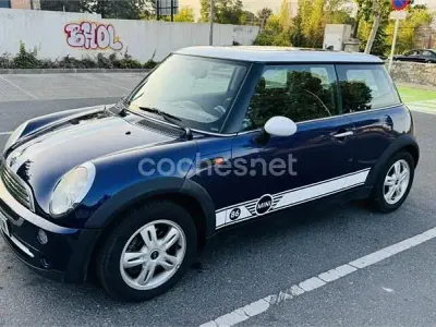 Usado Mini ONE 90 CV (66 kW) 2006 Azul Utilitario