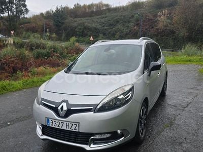 Usado Renault Grand Scénic III Bose Edition 110 CV (80 kW) 2014 Gris / plata Monovolumen