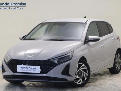 Begagnad Hyundai i20 100 HK (73 kW) 2025 Grå Halvkombi