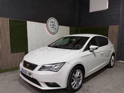Usado Seat Leon Style 105 CV (77 kW) 2014 Blanco Berlina