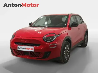 Nowe Fiat 600E La Prima 114 kW (156 KM) 2025 Czerwony