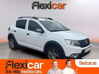 Usado Dacia Sandero Comfort 90 CV (66 kW) 2019 Blanco Utilitario