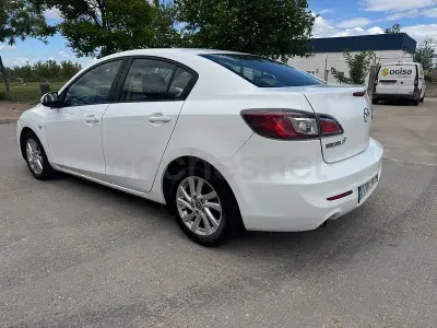 Usado Mazda 3 Style 115 CV (84 kW) 2012 Blanco Berlina