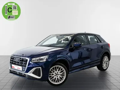 Käytetty Audi Q2 116 HP (85 kW) 2024 Sininen Katumaasturi