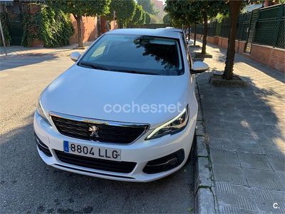 Usado Peugeot 308 Active 110 CV (80 kW) 2020 Blanco Berlina