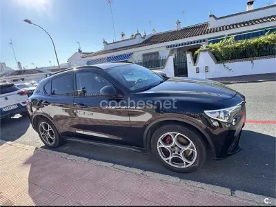 Usado Alfa Romeo Stelvio Super 180 CV (132 kW) 2017 Negro SUV