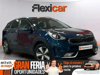 Usado Kia Niro 141 CV (103 kW) 2017 Azul SUV