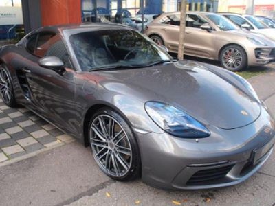 Gris claro metalizado Usado 2019 Porsche 718 Cayman Coupe | 69.150 € (Caro)