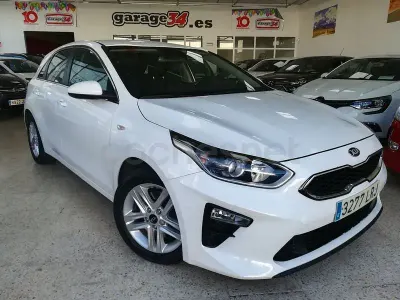 Usado Kia Ceed 120 CV (88 kW) 2021 Blanco Utilitario