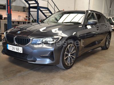Gris / plata Usado 2021 BMW 318 Familiar | 25.990 € (Precio justo)