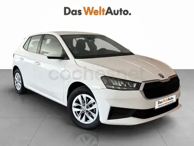 Usado Skoda Fabia Ambition 95 CV (69 kW) 2023 Blanco Utilitario