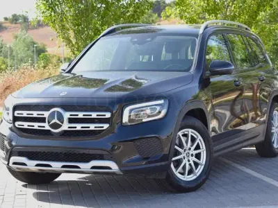 Usado Mercedes GLB200 Advantage 150 CV (110 kW) 2021 Negro SUV