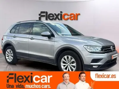 Usado VW Tiguan Edition 125 CV (91 kW) 2017 Gris SUV