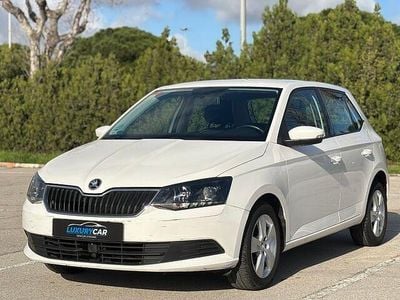 Usado Skoda Fabia Style 95 CV (69 kW) 2018 Blanco