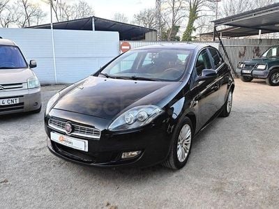 Usado Fiat Bravo Dynamic 105 CV (77 kW) 2010 Negro Utilitario