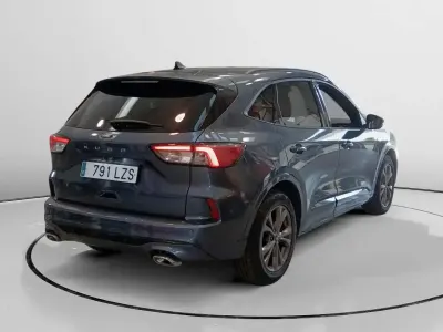 Usado Ford Kuga ST-Line 150 CV (110 kW) 2022 Azul SUV