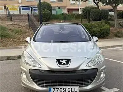 Usado Peugeot 308 Premium 136 CV (100 kW) 2009 Gris / plata Berlina