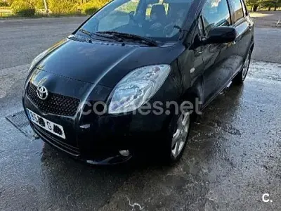 Usado Toyota Yaris 87 CV (63 kW) 2008 Negro Utilitario
