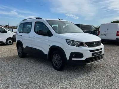 Usado Peugeot Rifter Active 102 CV (75 kW) 2022 Blanco Monovolumen