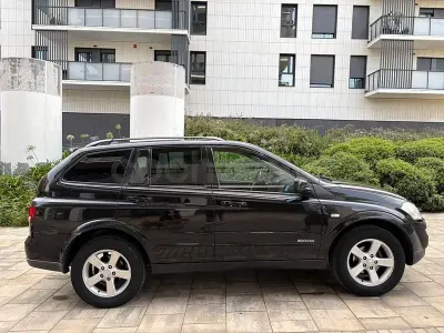 Usado SsangYong Kyron 141 CV (103 kW) 2009 Negro SUV
