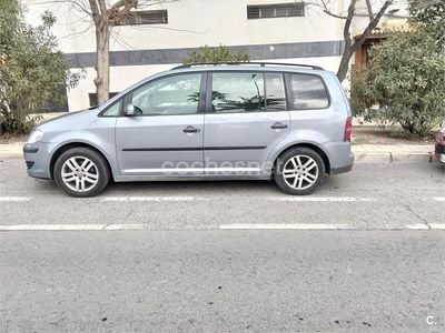 Usado VW Touran Edition 105 CV (77 kW) 2007 Gris / plata Monovolumen