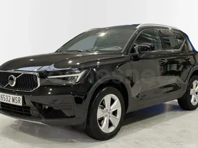 Usado Volvo XC40 Core 163 HP (119 kW) 2024 Preto SUV
