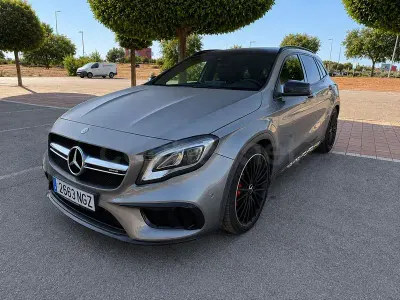 Usado Mercedes GLA45 AMG 381 CV (280 kW) 2019 Gris / plata SUV