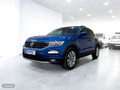 Usado VW T-Roc Advance 150 CV (110 kW) 2021 Azul SUV