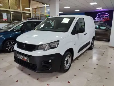 Usado Peugeot Partner S 99 CV (72 kW) 2019 Monovolumen
