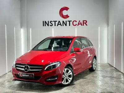 Usado Mercedes B180 109 CV (80 kW) 2018 Rojo Utilitario