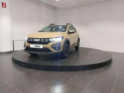 Usado Dacia Sandero Extreme 101 CV (74 kW) 2025 Beige Berlina
