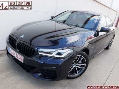 Negro Usado 2022 BMW 530e Comfort Edition Berlina | 43.500 €