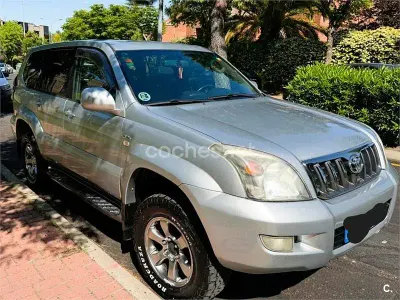 Usado Toyota Land Cruiser 173 CV (127 kW) 2008 Gris / plata SUV
