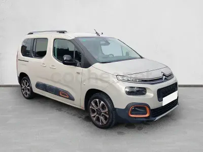 Usado Citroën Berlingo Shine 130 CV (95 kW) 2020 Beige Monovolumen