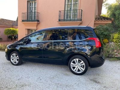 Negro Usado 2016 Peugeot 5008 Allure Monovolumen | 9950 € (Precio justo)