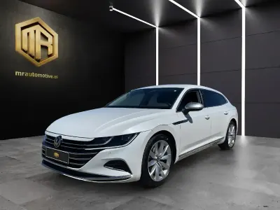 Usado VW Arteon Elegance 150 CV (110 kW) 2022 Blanco Familiar