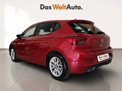Usado Seat Ibiza FR 115 CV (84 kW) 2025 Rojo Utilitario