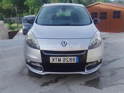 Begagnad Renault Scénic III Bose Edition 110 HK (80 kW) 2013 Grå Minibuss