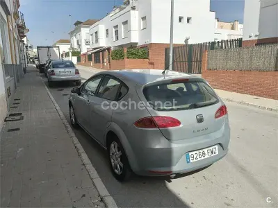 Käytetty Seat Leon Sport 105 HP (77 kW) 2007 Harmaa Viistoperä