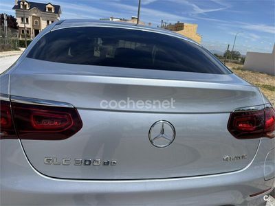 Mercedes GLC300e