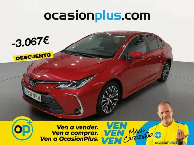 Usado Toyota Corolla Style 140 CV (102 kW) 2024 Rojo Berlina
