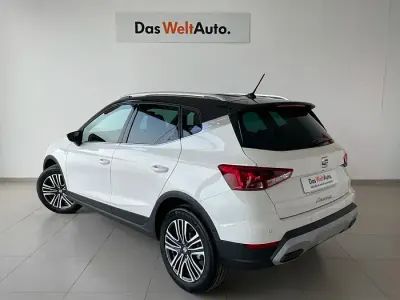 Usado Seat Arona Xperience 116 CV (85 kW) 2025 Blanco SUV