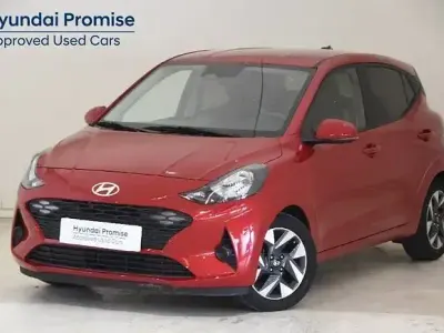 Usado Hyundai i10 67 CV (49 kW) 2025 Rojo Utilitario