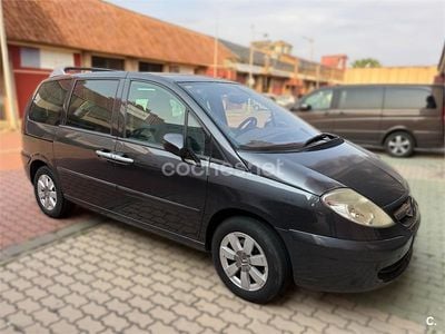 Usado Citroën C8 143 CV (105 kW) 2007 Negro Monovolumen