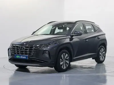Usado Hyundai Tucson 230 CV (169 kW) 2022 Gris / plata SUV